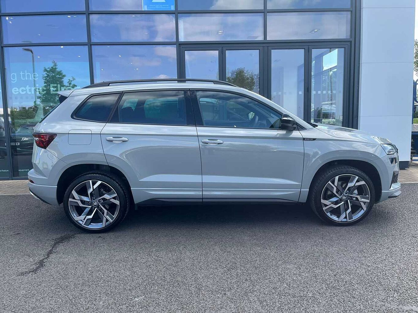 SKODA Karoq SUV 1.5 TSI (150ps) SportLine ACT DSG