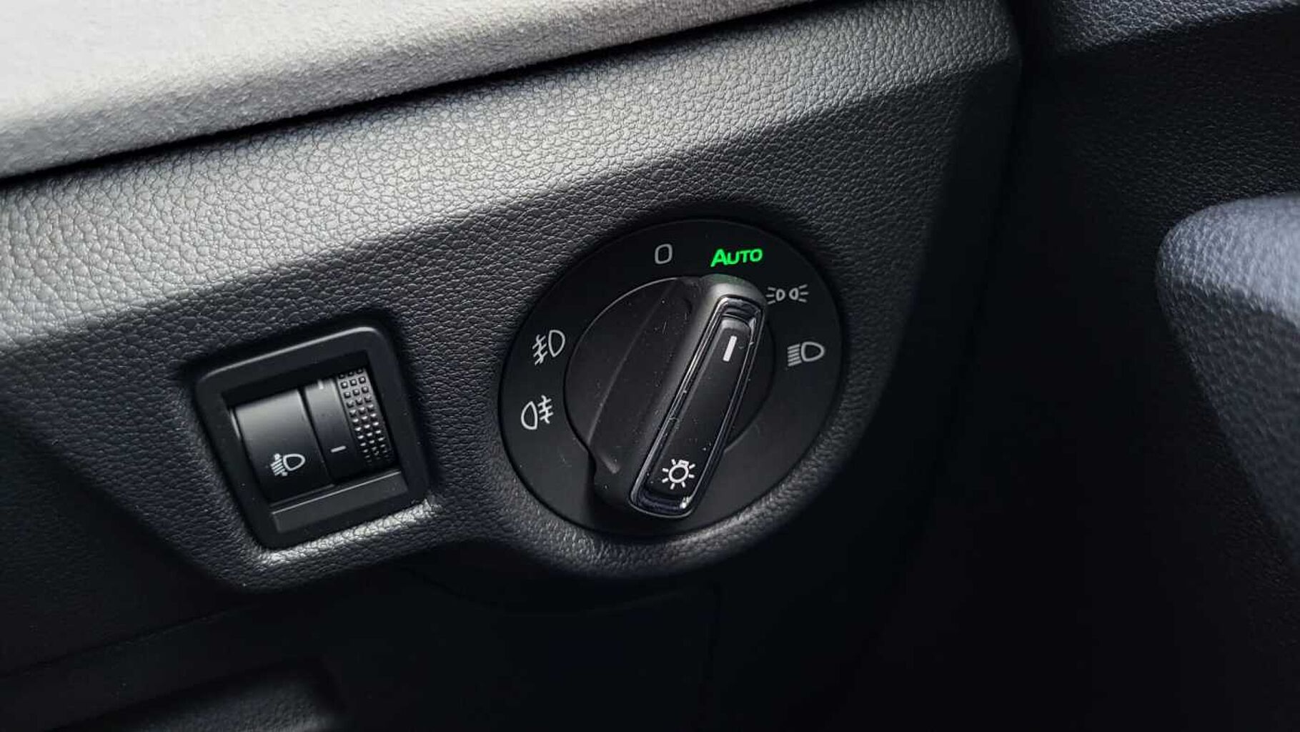 SKODA Kamiq 1.0 TSI SE L 5dr DSG
