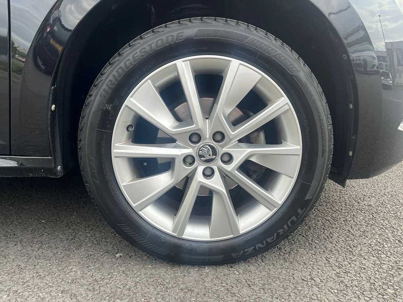 SKODA Kamiq 1.0 TSI (111ps) SE Drive SUV