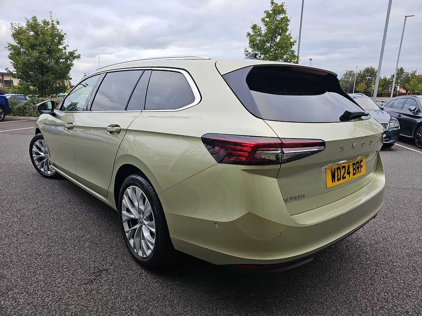 SKODA Superb Estate 1.5 TSI e-TEC SE L 5dr DSG