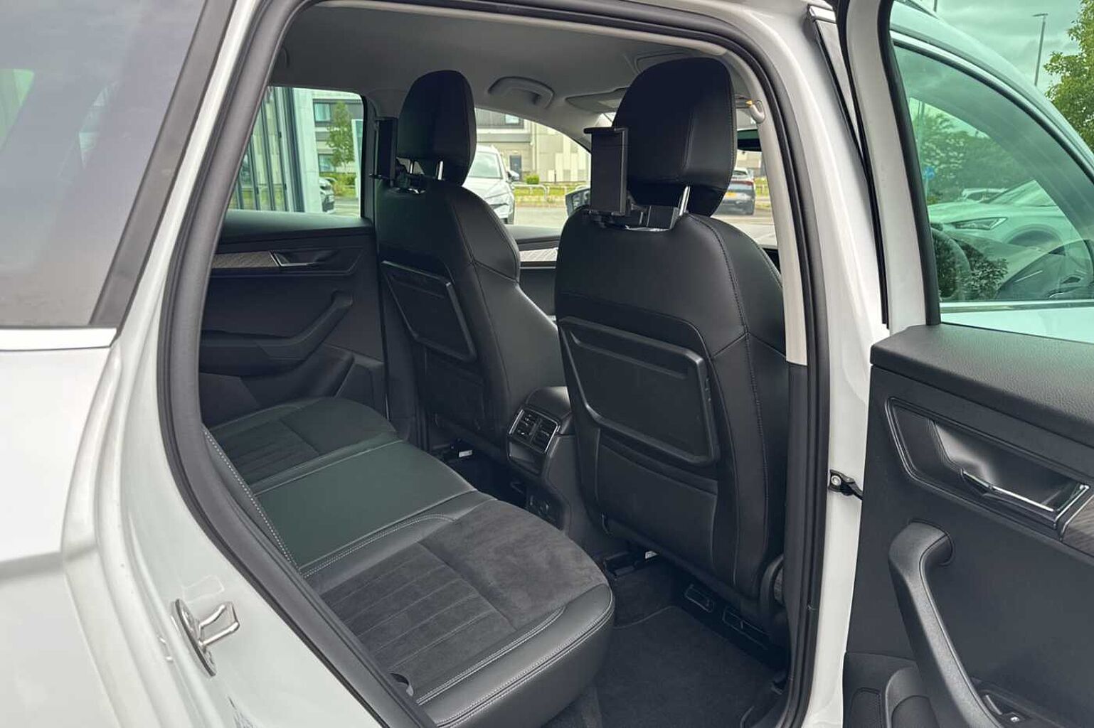 SKODA Karoq SUV 1.5 TSI (150ps) SE L ACT DSG