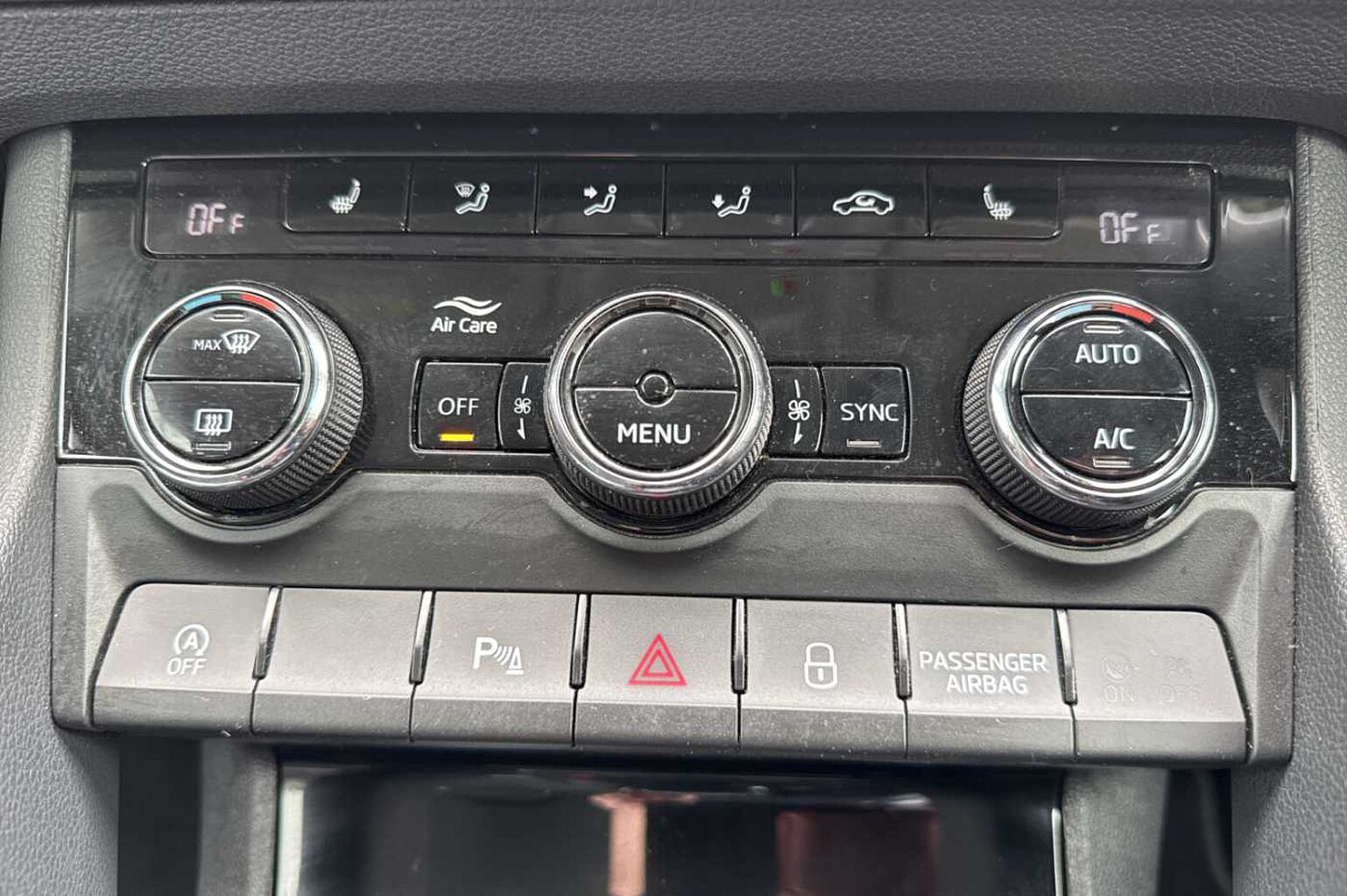 SKODA Karoq SUV 1.5 TSI (150ps) SE L ACT DSG