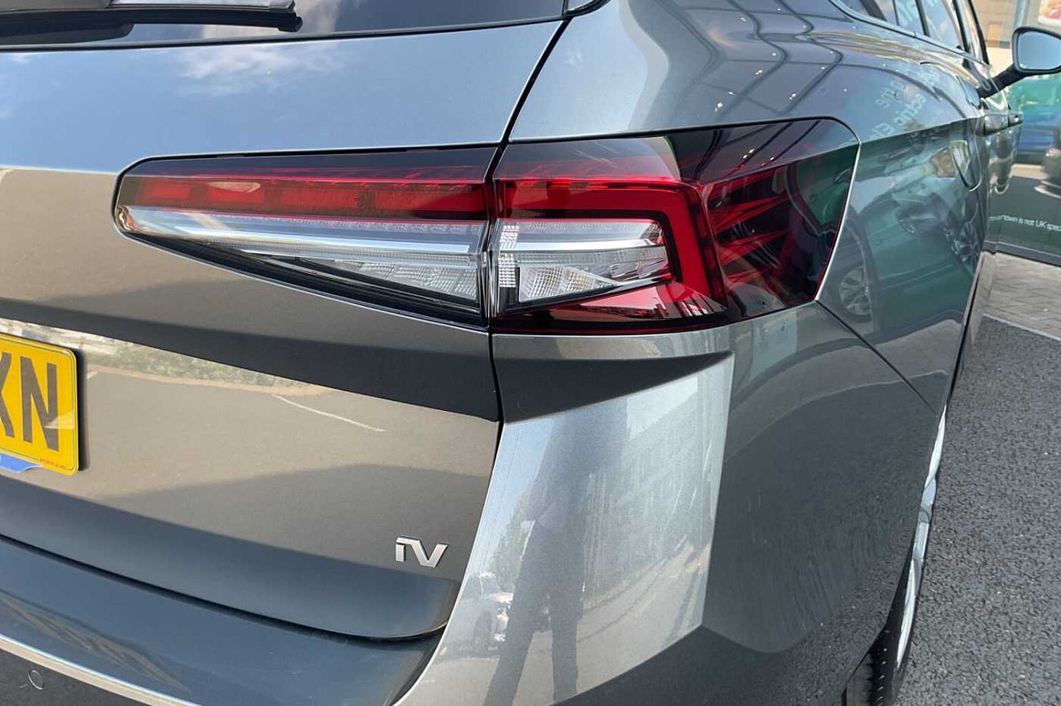 SKODA Superb 1.5 TSI (204ps) SE L iV DSG