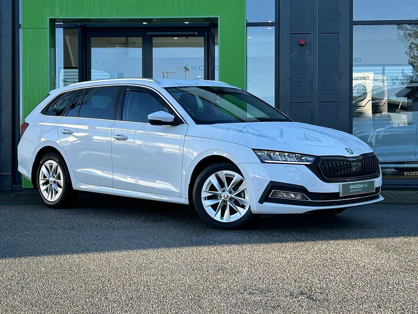 SKODA Octavia Estate (2017) 1.5 TSI (150ps) ACT SE L