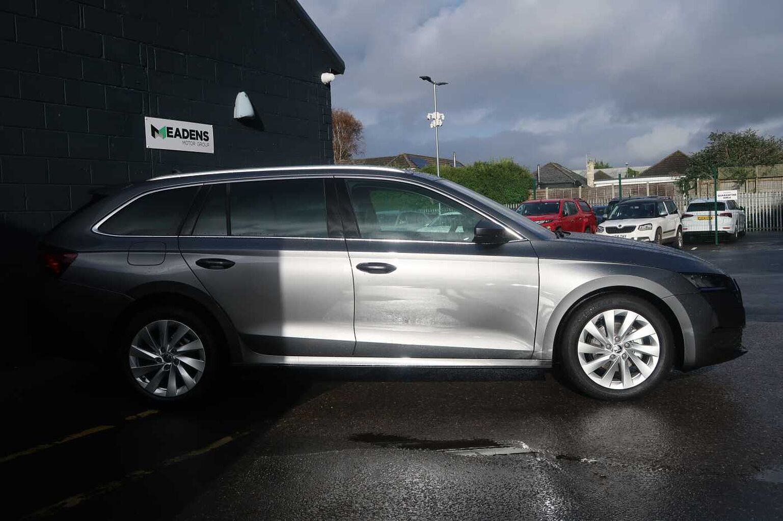 SKODA Octavia Estate 2.0TDI (150ps) SE L SCR DSG