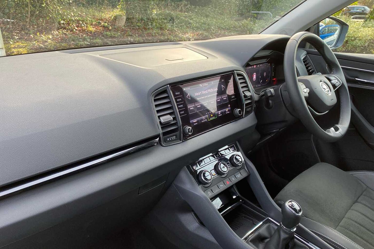 SKODA KAROQ 1.0 TSI 116 SE L 5dr