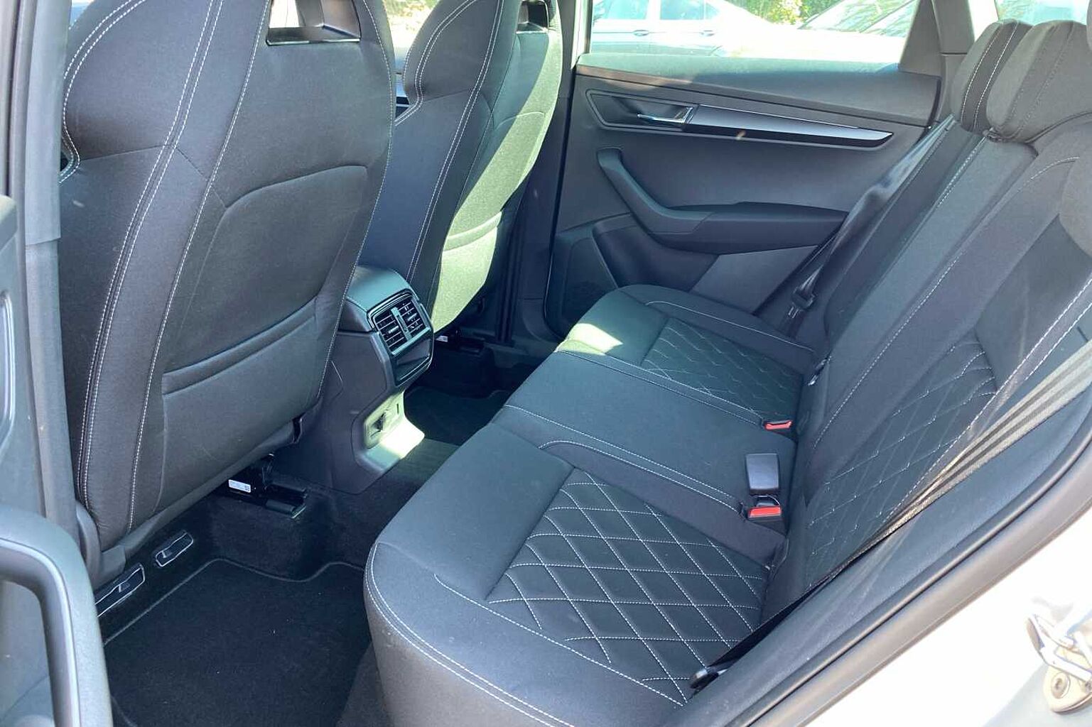 SKODA KAROQ 1.5 TSI Sportline 5dr