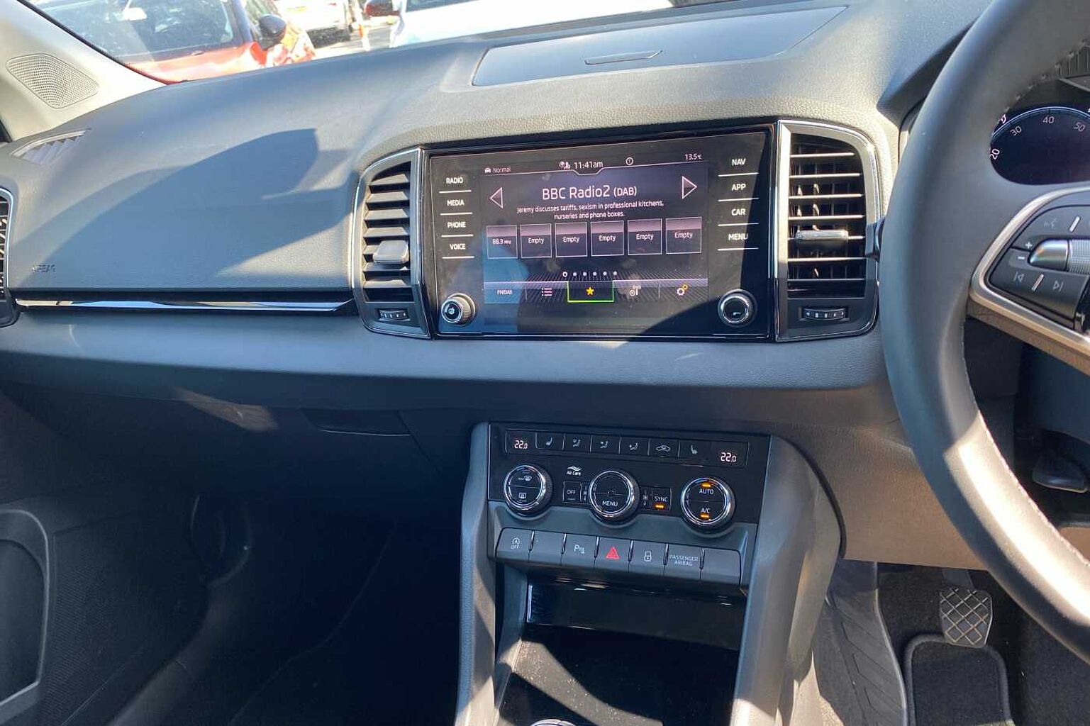 SKODA KAROQ 1.5 TSI SE L 5dr