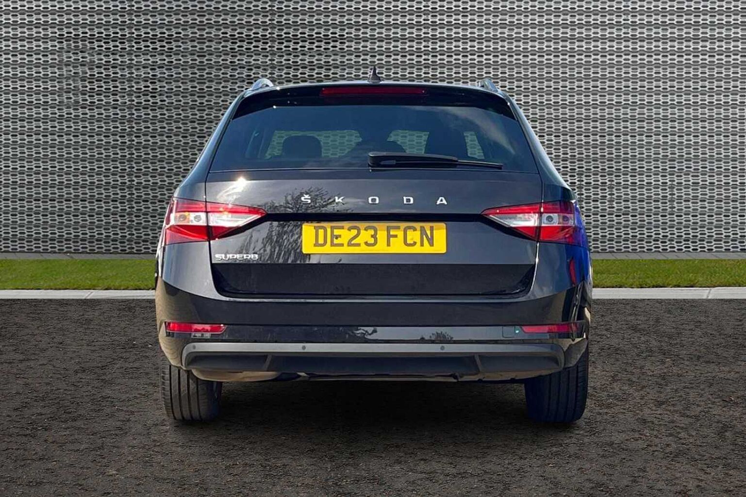 SKODA SUPERB Estate SE Technology