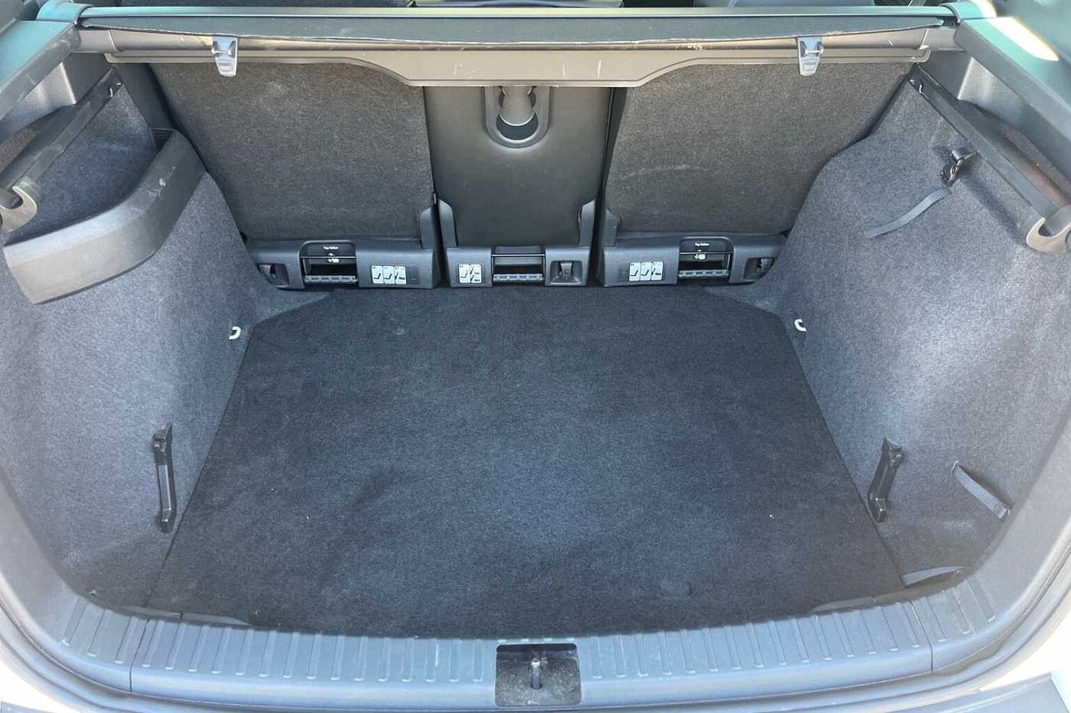 SKODA KAROQ Estate SE L