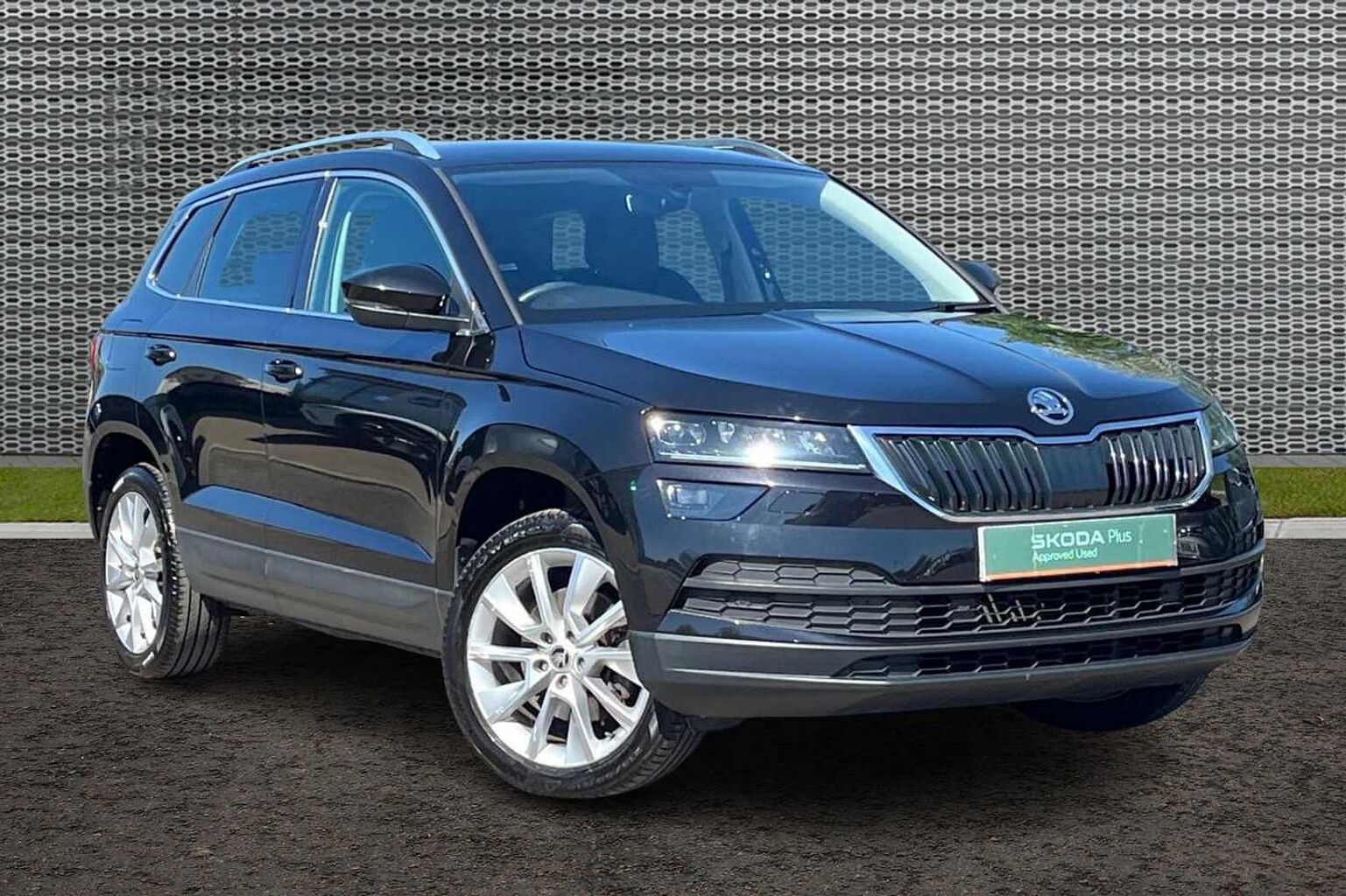 SKODA KAROQ Estate SE L