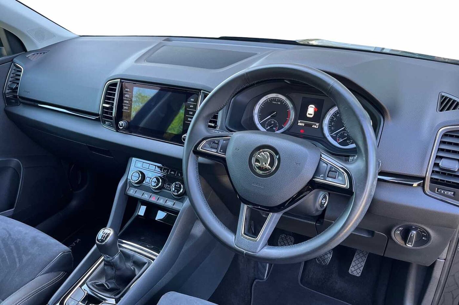 SKODA KAROQ Estate SE L