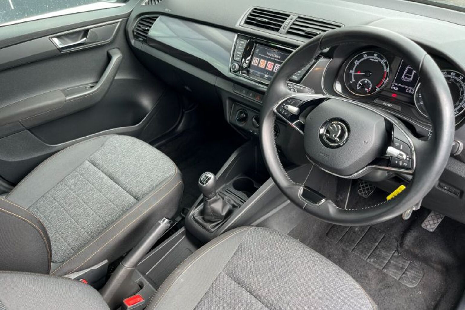 SKODA Fabia 1.0 MPI (60ps) SE Drive 5-Dr Hatchback
