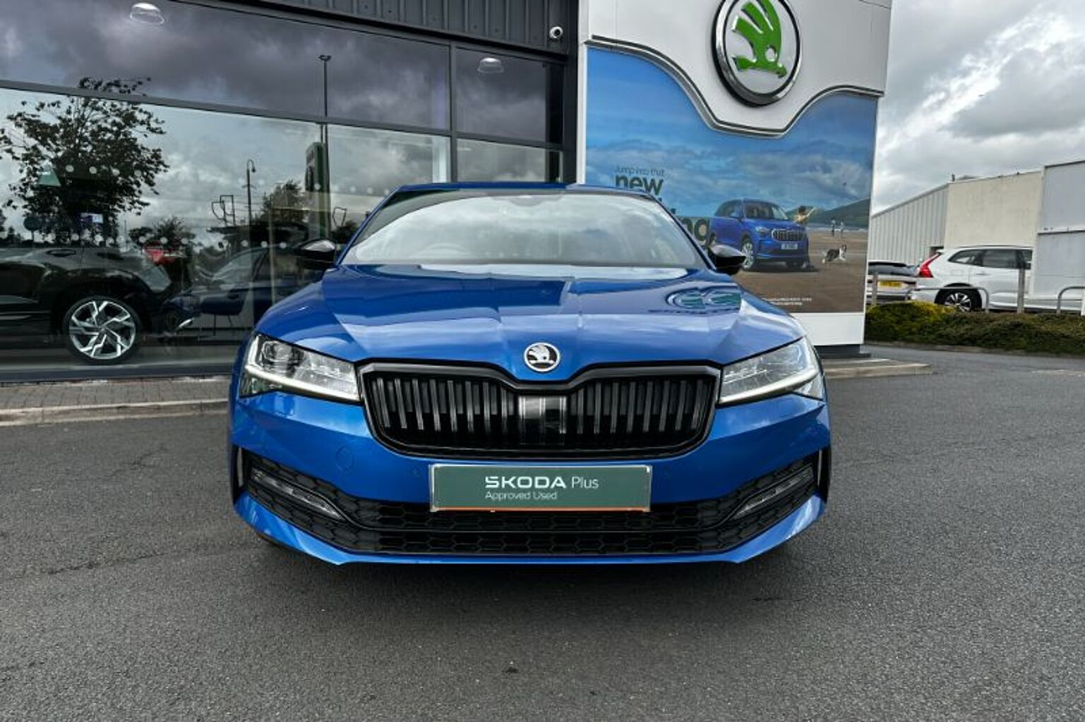 SKODA Superb 2.0 TSI (190ps) SportLine Plus DSG Hatch