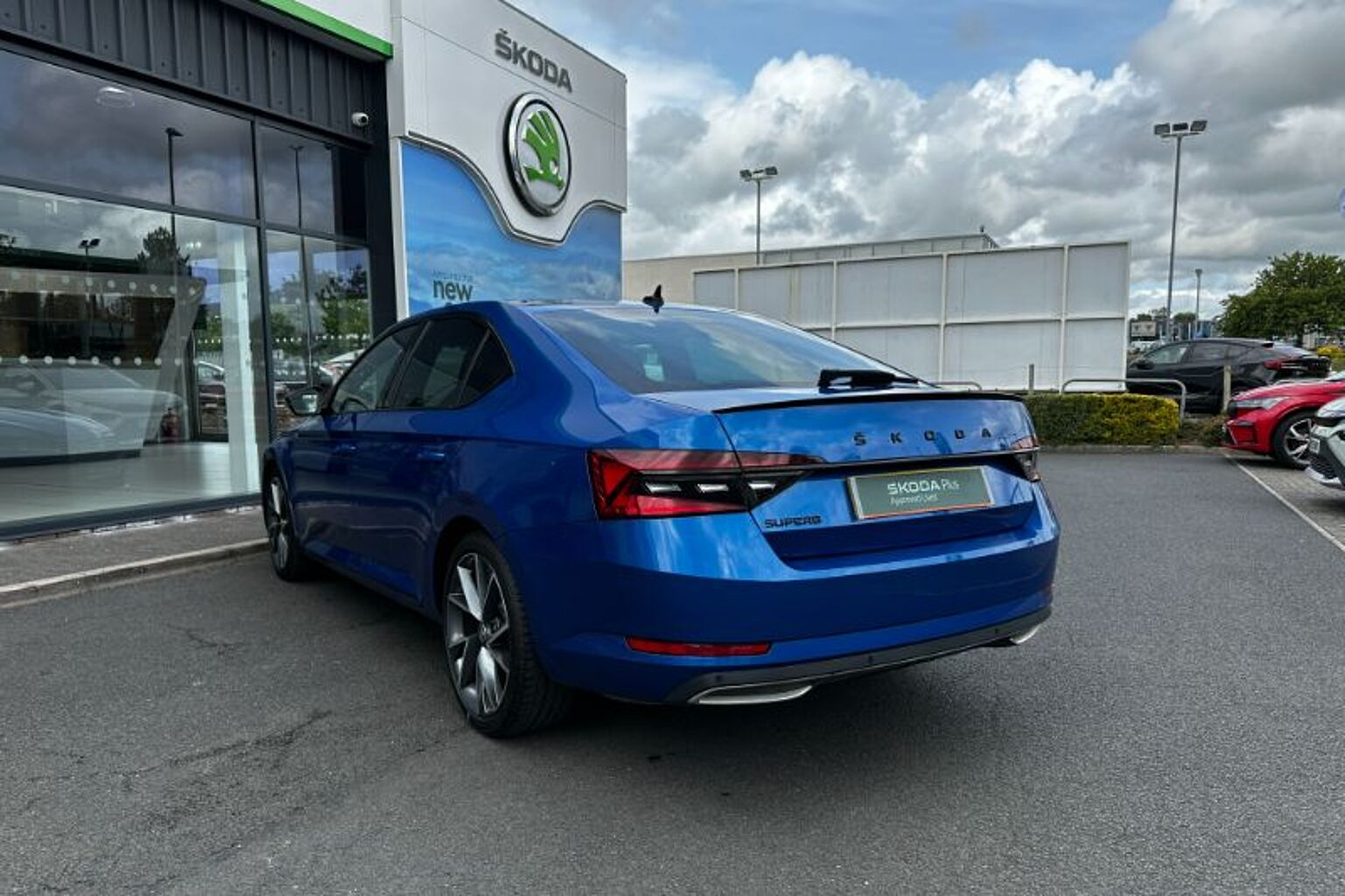 SKODA Superb 2.0 TSI (190ps) SportLine Plus DSG Hatch