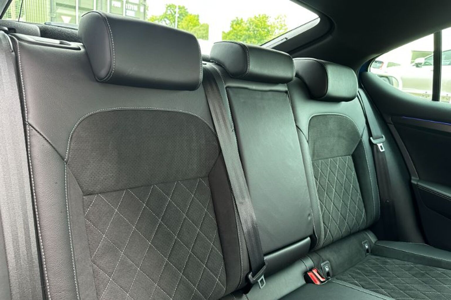 SKODA Superb 2.0 TSI (190ps) SportLine Plus DSG Hatch