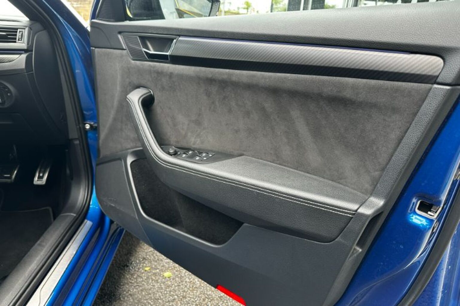 SKODA Superb 2.0 TSI (190ps) SportLine Plus DSG Hatch