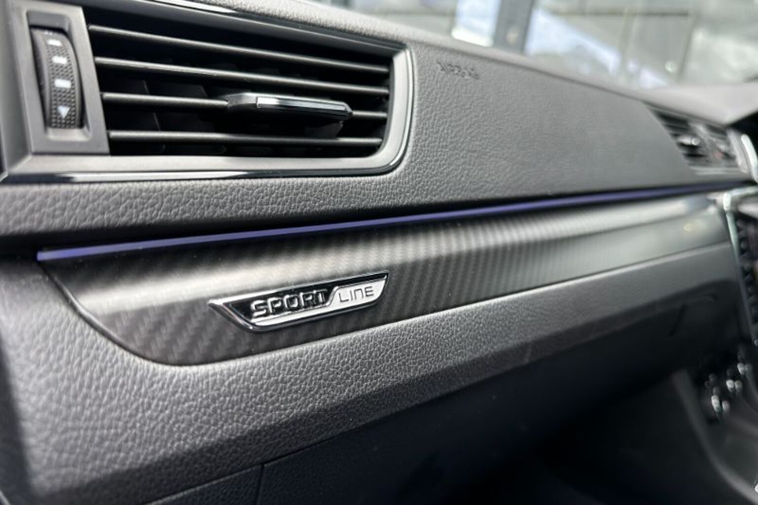 SKODA Superb 2.0 TSI (190ps) SportLine Plus DSG Hatch