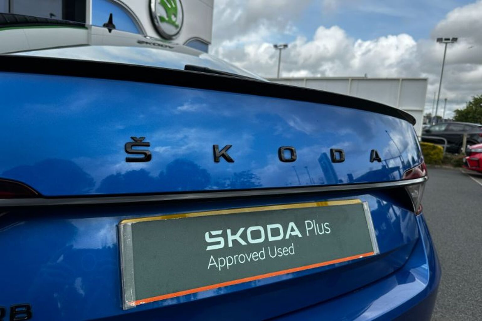 SKODA Superb 2.0 TSI (190ps) SportLine Plus DSG Hatch