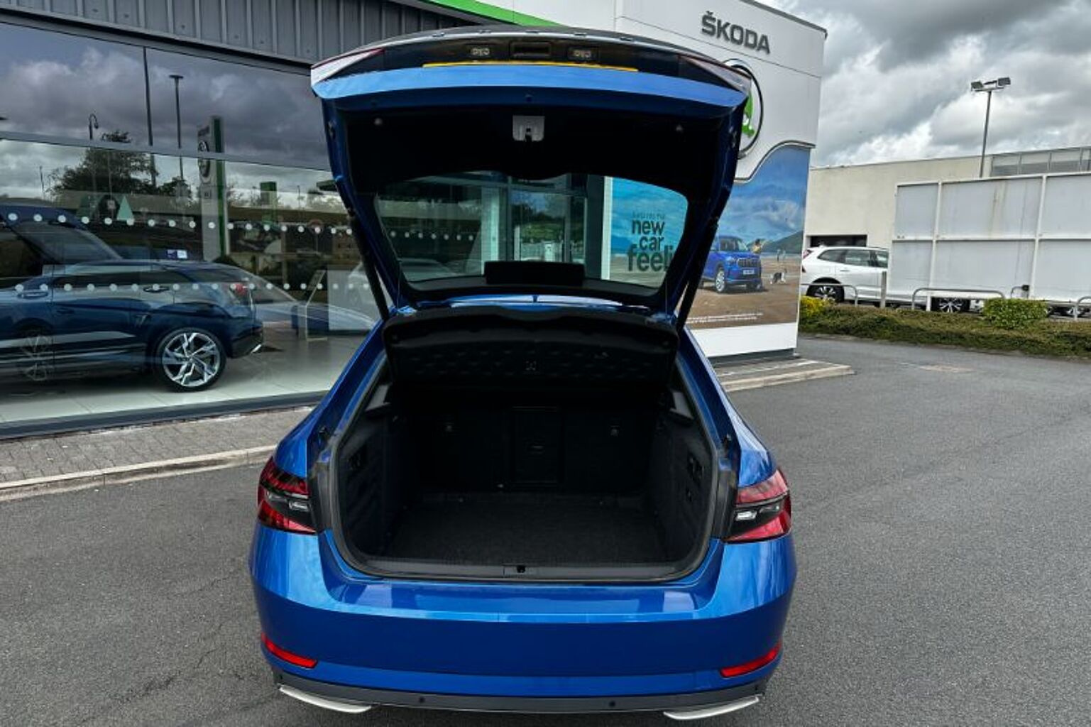 SKODA Superb 2.0 TSI (190ps) SportLine Plus DSG Hatch