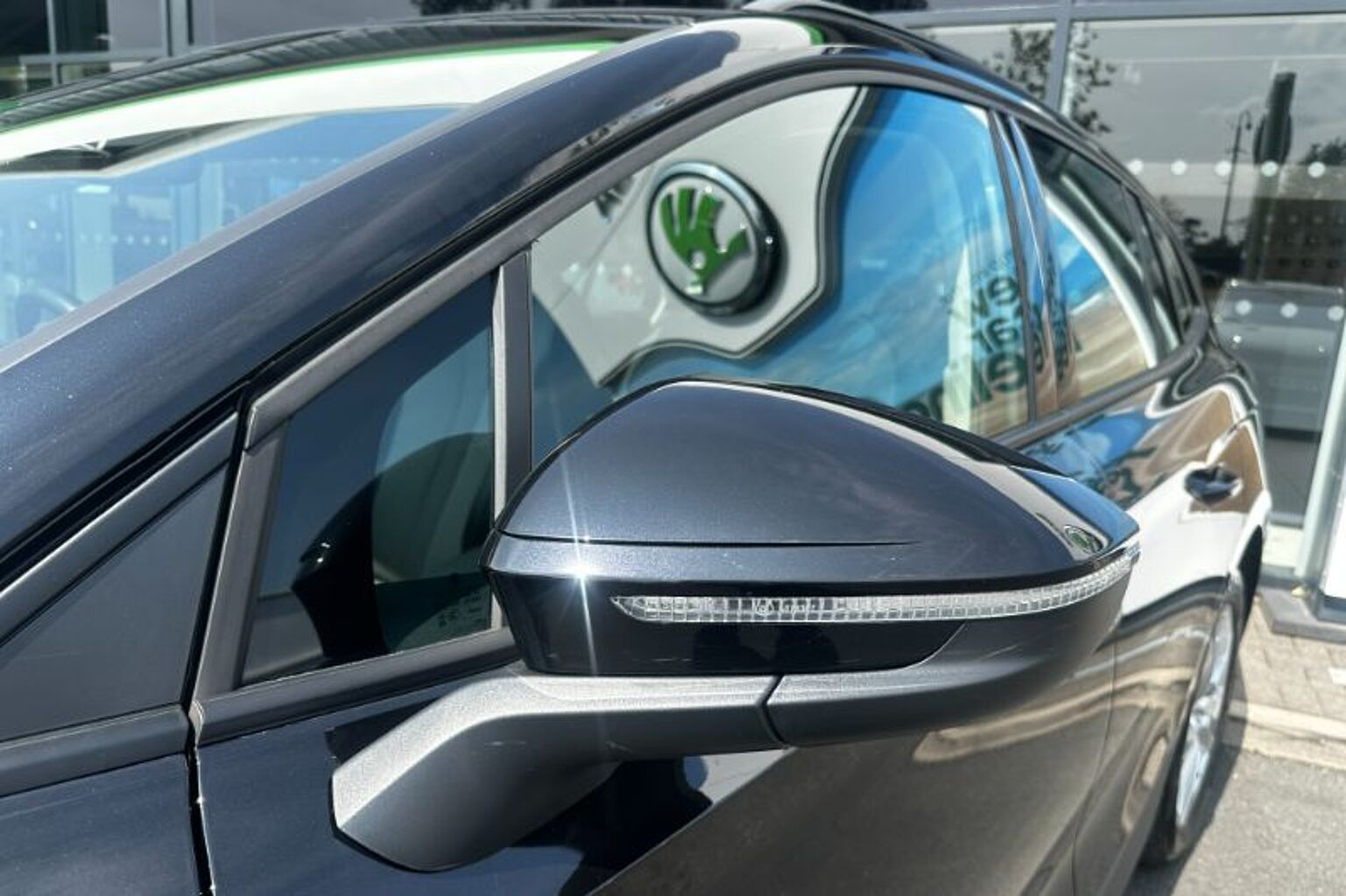 SKODA Enyaq iV E (179ps) 60 62 Kwh